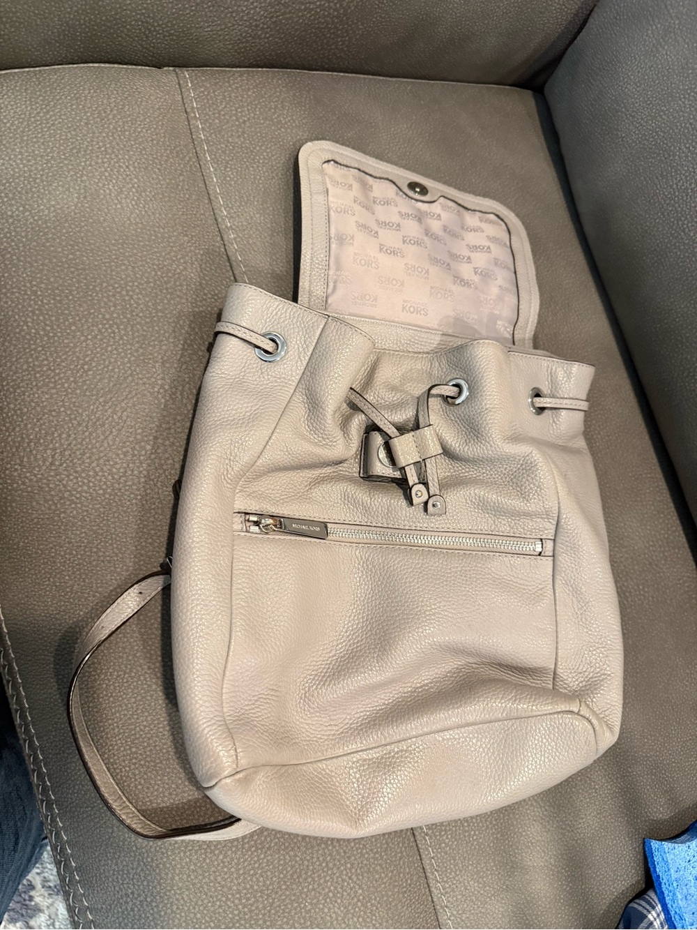 Michael Kors Light Gray Pebbled Leather Backpack - Picture 5 of 6